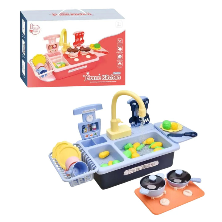 La Cocina con Agua Recargable OL1643 convierte el juego en una experiencia realista y divertida.
Cuenta con grifo eléctrico funcional, utensilios de cocina, platos y alimentos que permiten a los niños imitar las tareas del hogar mientras desarrollan su imaginación.