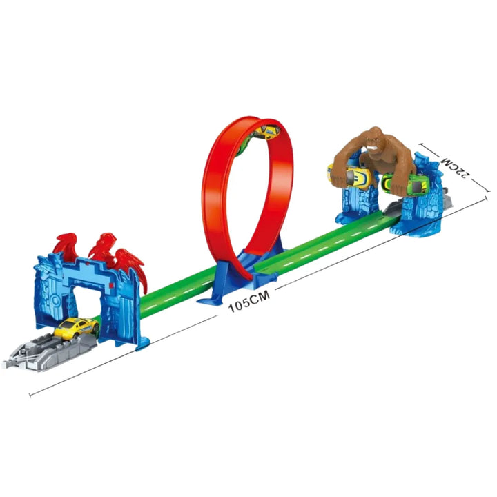La Pista Gorilla OL1151 trae toda la acción y adrenalina a casa.
Los niños vivirán una batalla épica al enfrentar al poderoso gorila mientras su auto atraviesa el loop de 360° a toda velocidad.