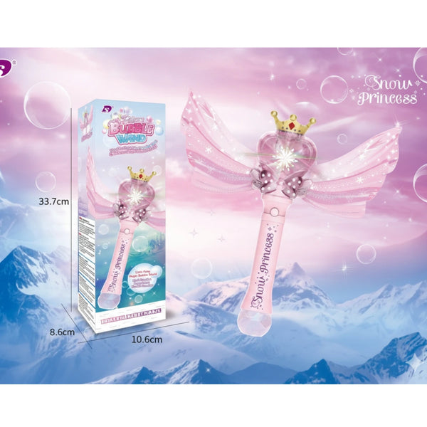 Su diseño en tonos rosados, con alas transparentes, corazón luminoso y una pequeña corona dorada, cautiva desde el primer instante. Ideal para juegos de princesa, fiestas, disfraces, sesiones de fotos y tardes llenas de imaginación.